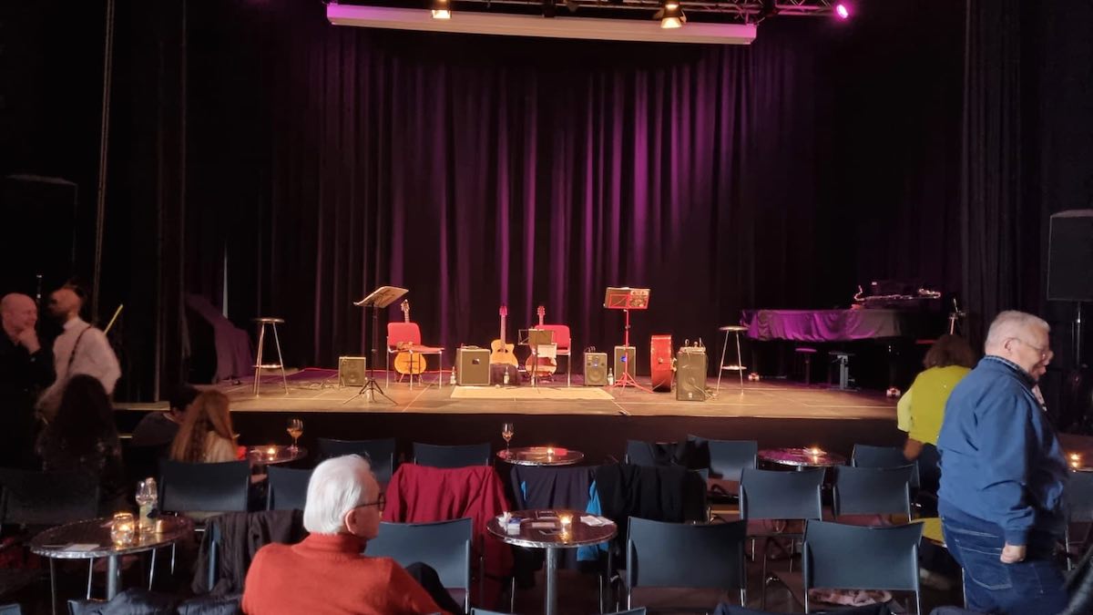 Empty_Stage_Laufen_SD